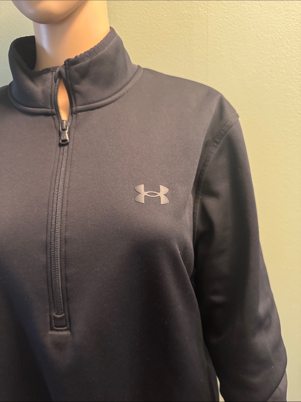 Under Armour Black Half-Zip Performance Pullover - Picture 2 of 5